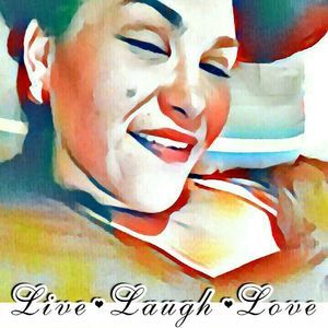 Meet your Posher, Monique